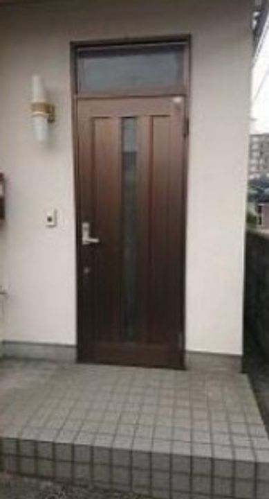 福岡県久留米市野中町(一戸建)の賃貸物件の玄関