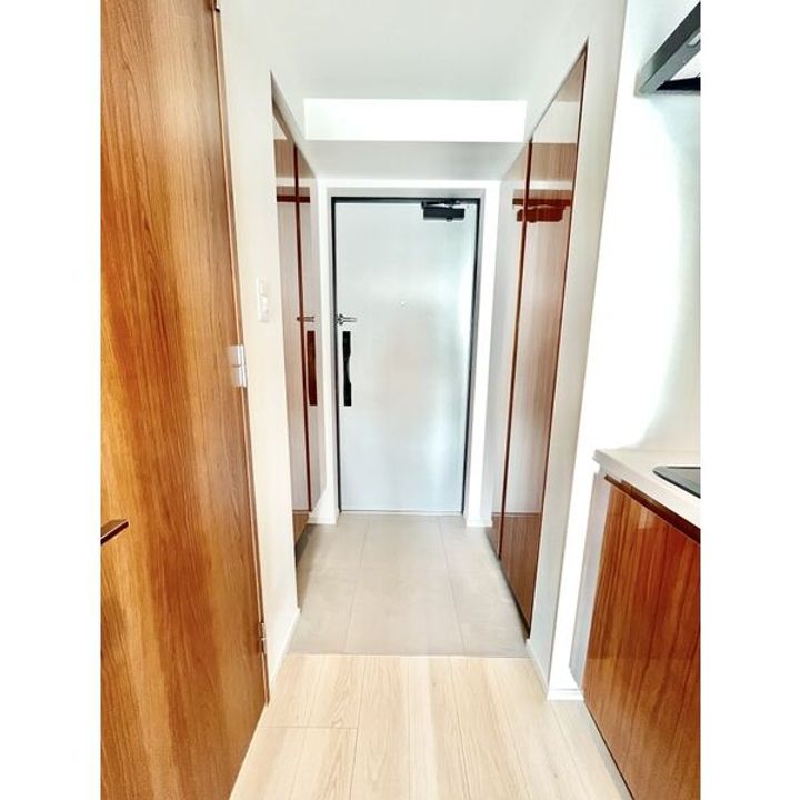 S-RESIDENCE堀田Northの玄関