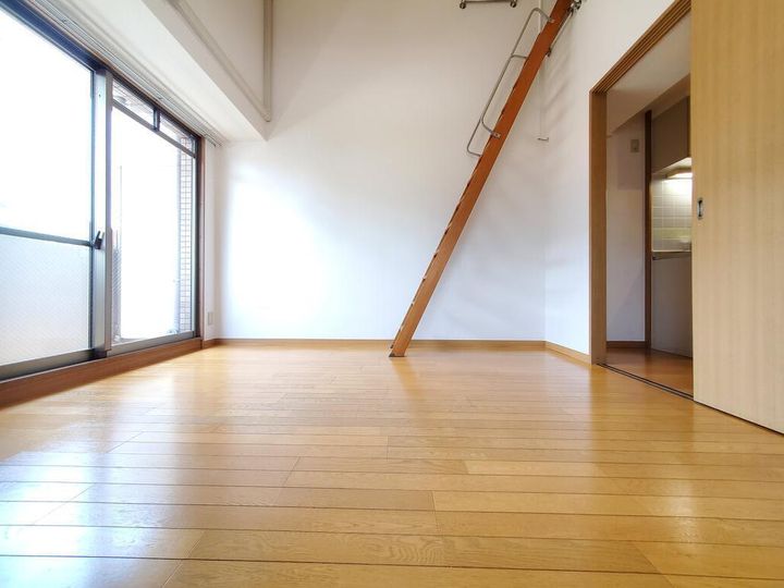 オルフェアIII番館の内装
