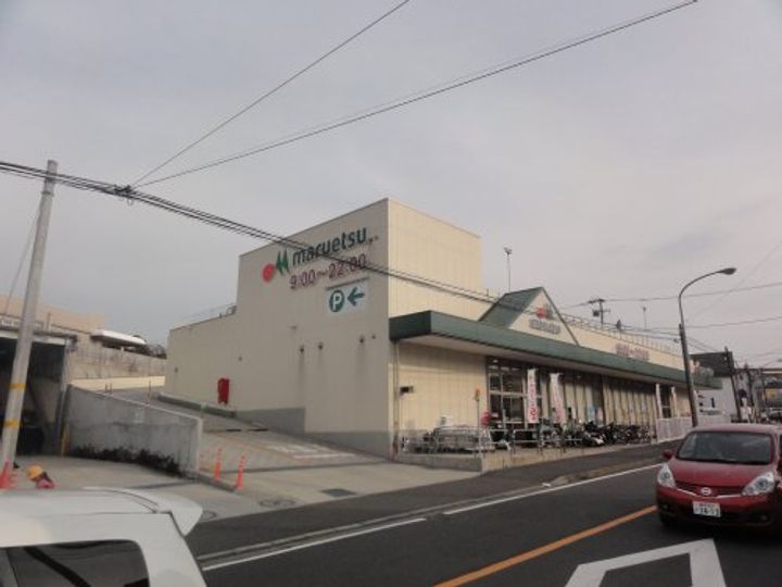 コートヒルズの周辺