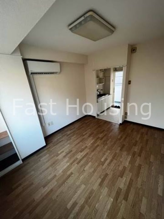 東京都中野区本町4(マンション)の賃貸物件の居間