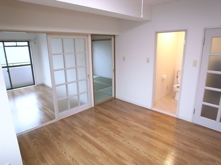 ラベンダーハイツの居間