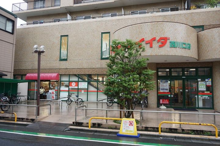 スプレンドコートの周辺