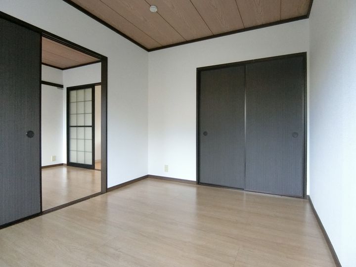 メゾンIIB Iの内装