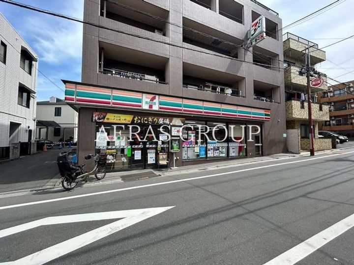 ブリリアントトゥデイの周辺