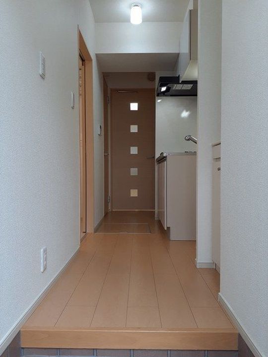 神奈川県横浜市港南区下永谷3(アパート)の賃貸物件の玄関