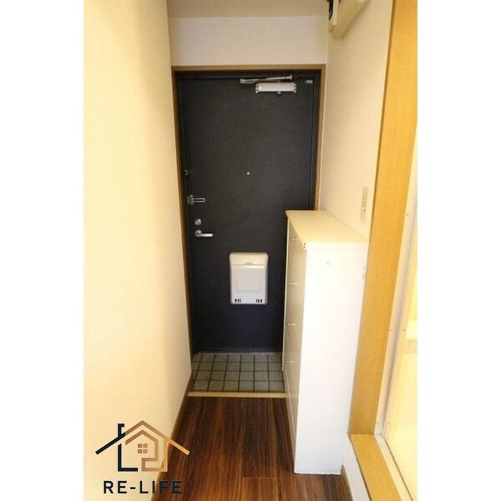 PLEAST向野の玄関