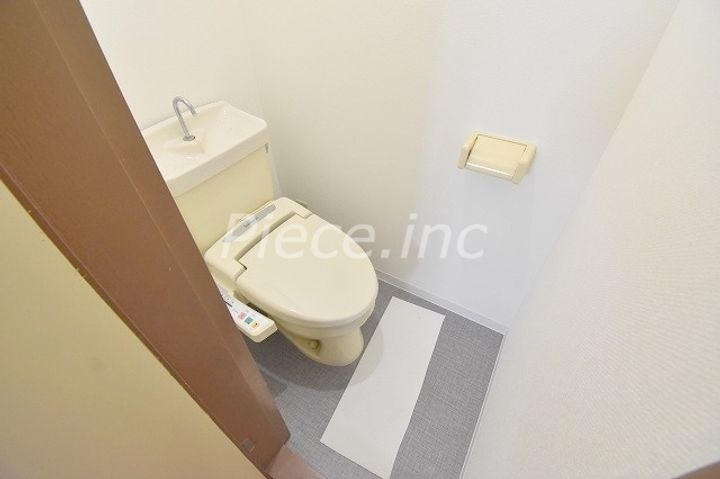 イーマハウスウメダの内装