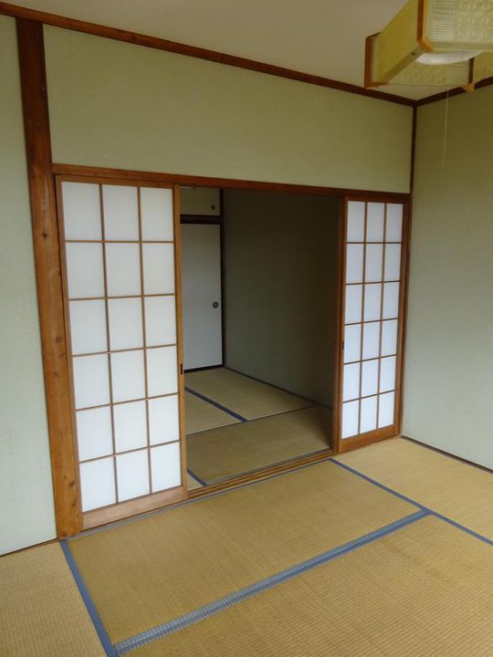 石川マンションの内装