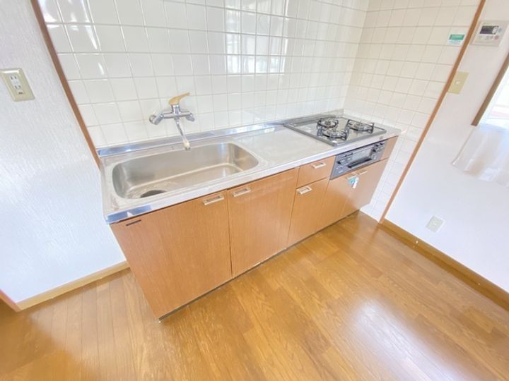 ヴィラージュ西本のキッチン