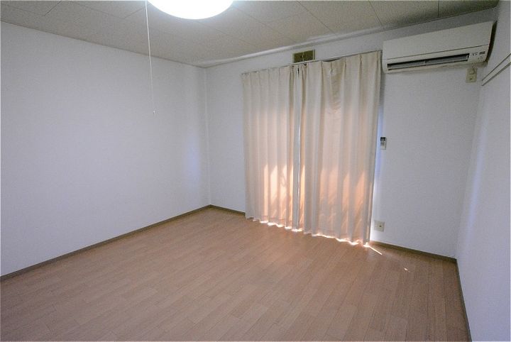 乙丸ハイツ2号地の内装