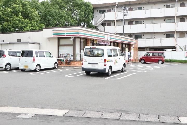 トーフク神宮西の周辺