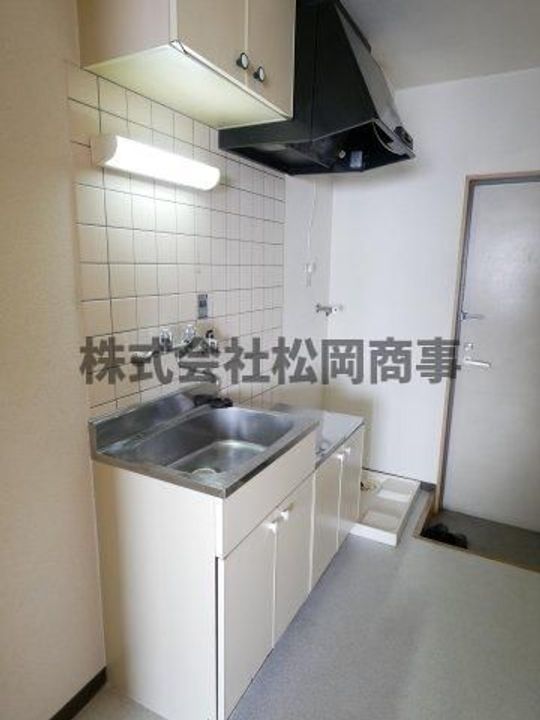 京都府京都市下京区西七条南西野町(マンション)の賃貸物件のキッチン