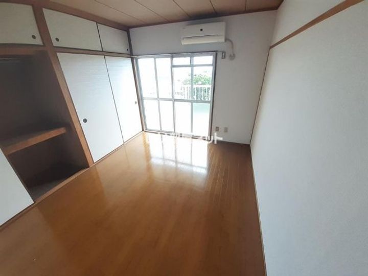 延命寺マンションの内装