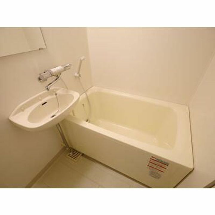 東京都中央区新川2(マンション)の賃貸物件の風呂