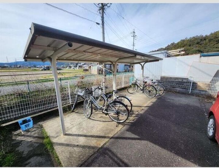 メゾンエクセル土田の地図