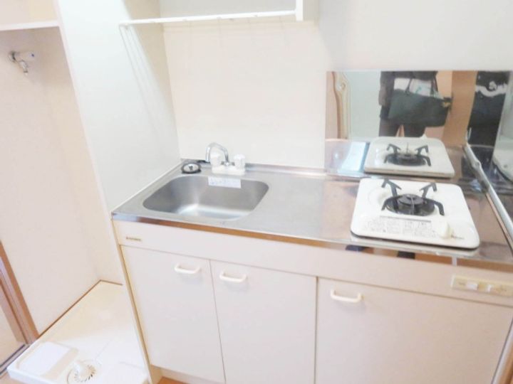 カレッタSのキッチン