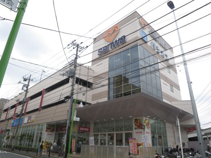 カレッタSの周辺