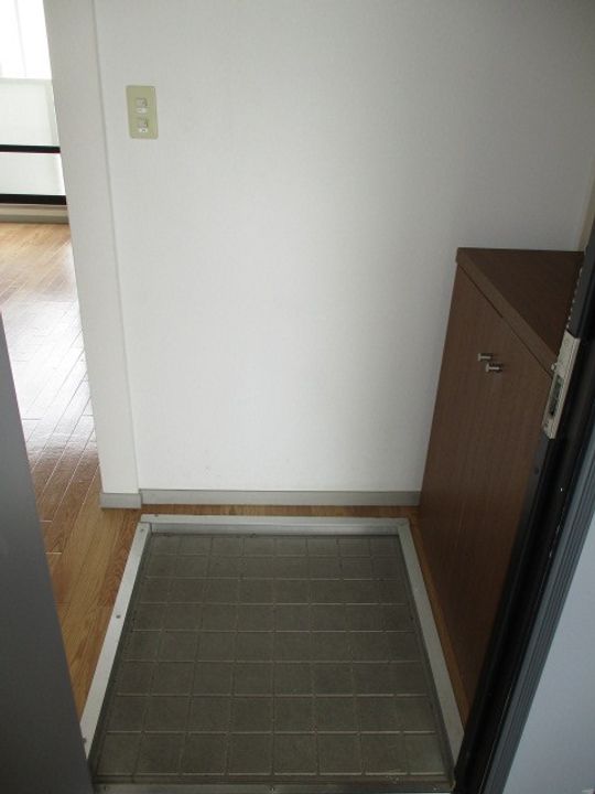 サンヴェルいわきEの玄関