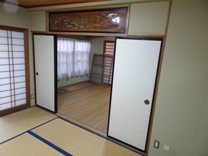 京都府京都市左京区岡崎西福ノ川町(一戸建)の賃貸物件の居間
