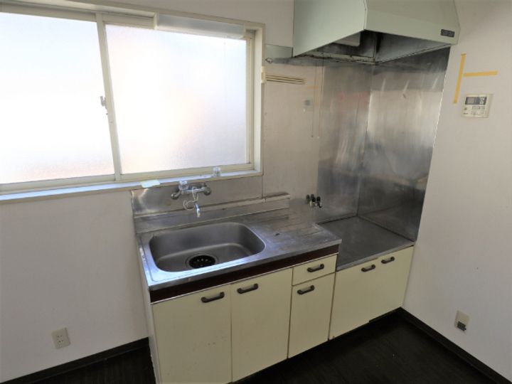 メゾンドファミールBのキッチン