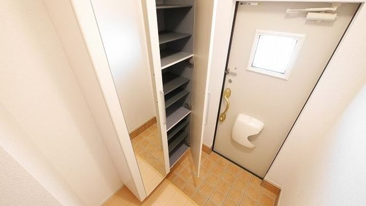 栃木県大田原市末広1(アパート)の賃貸物件の玄関