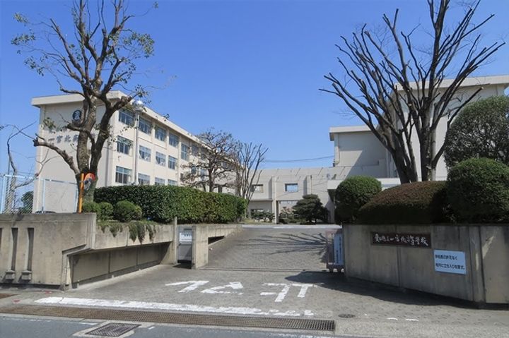 ウインフォートの周辺