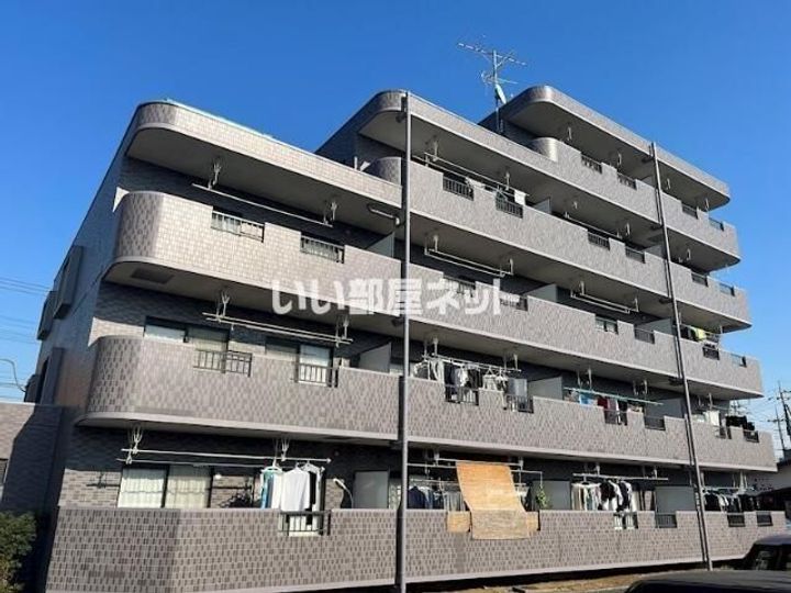 埼玉県川口市長蔵1(マンション)の賃貸物件の外観