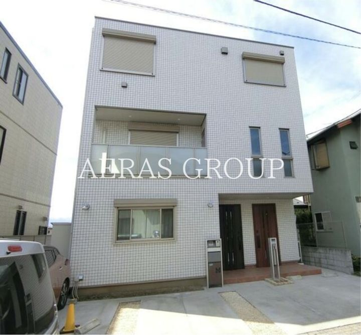 レジデンス平山の外観