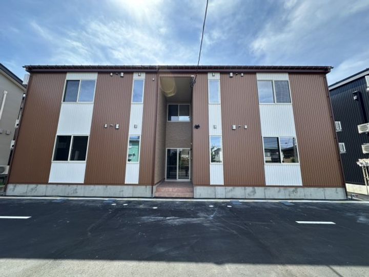 新潟県長岡市曲新町2(アパート)の賃貸物件の外観