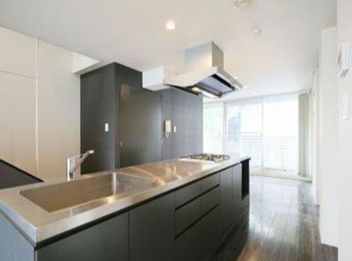 東京都港区元麻布3(マンション)の賃貸物件のキッチン