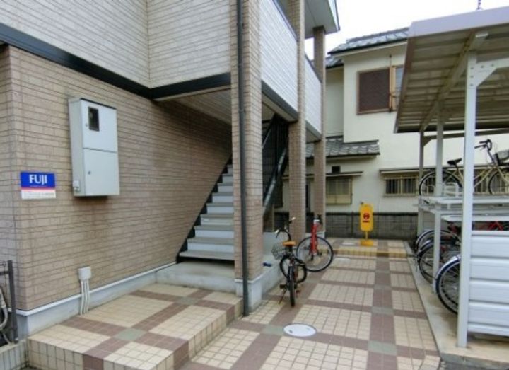 COZY HOUSE,GUMINOKIの地図