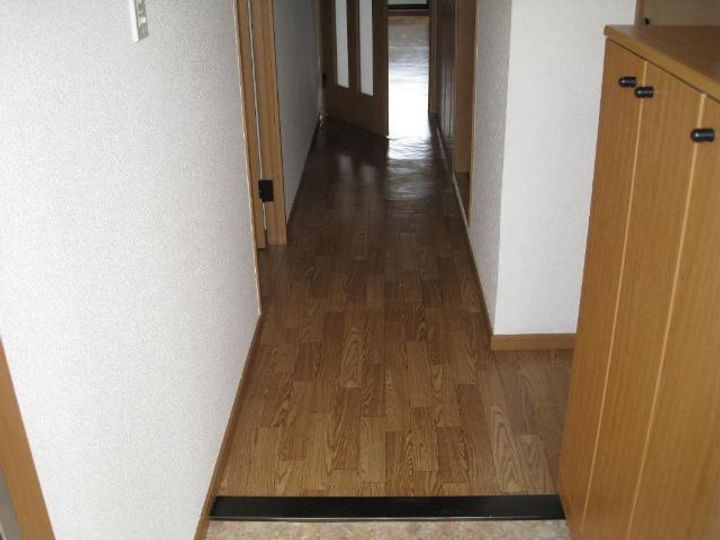 広島県福山市新涯町1(マンション)の賃貸物件の玄関