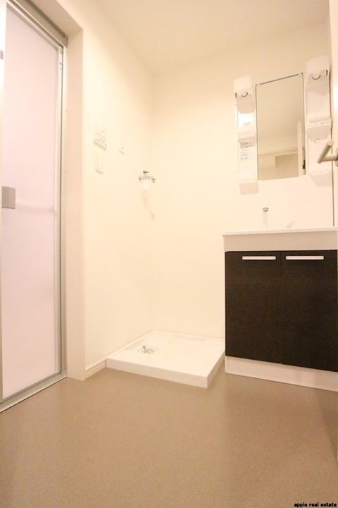 エミリア日明I棟の内装