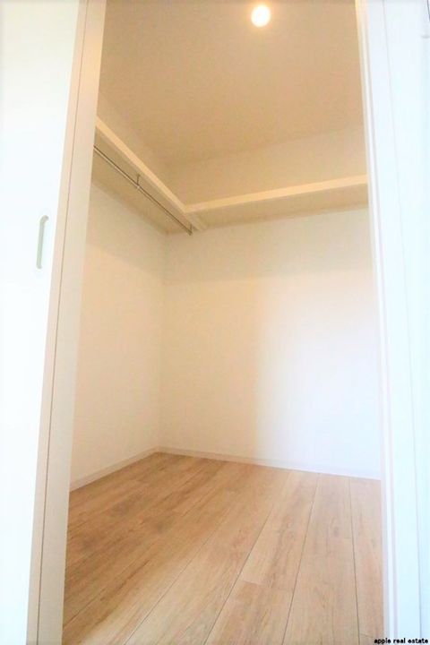 エミリア日明I棟の内装