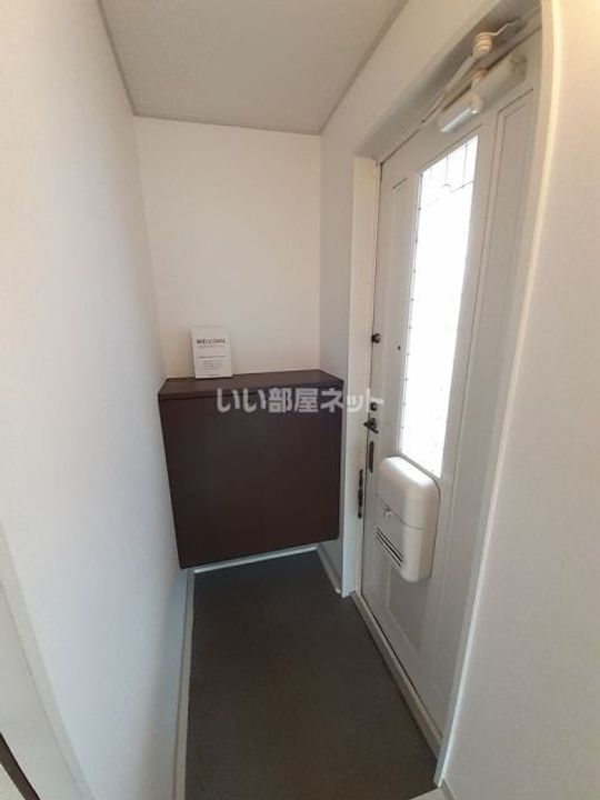 シティーハウスウエハラ F棟の玄関