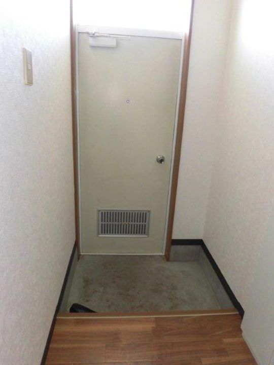 栃木県宇都宮市宝木本町(アパート)の賃貸物件の玄関