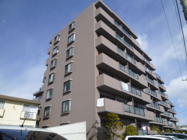 ロイヤルパレス長町南IIIの外観