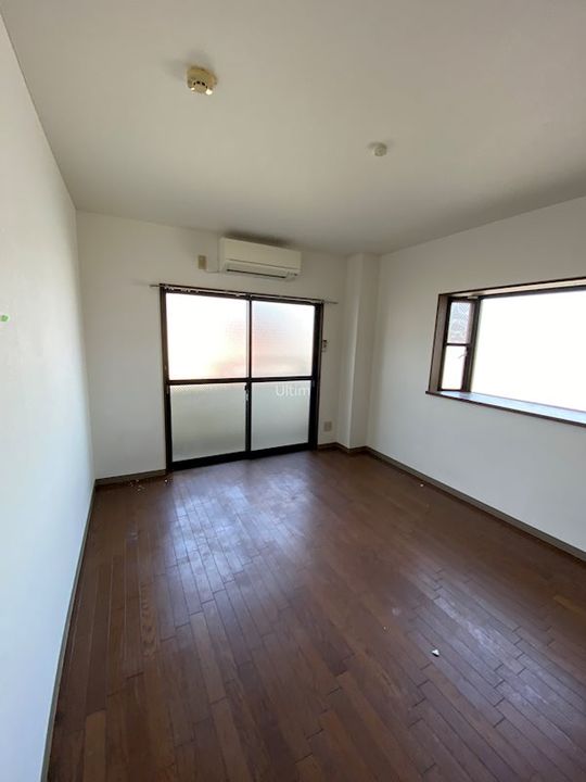 シャンブルNの居間