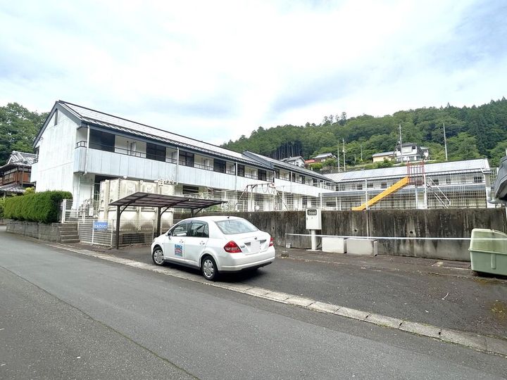 クラウンヒルズ日吉の外観