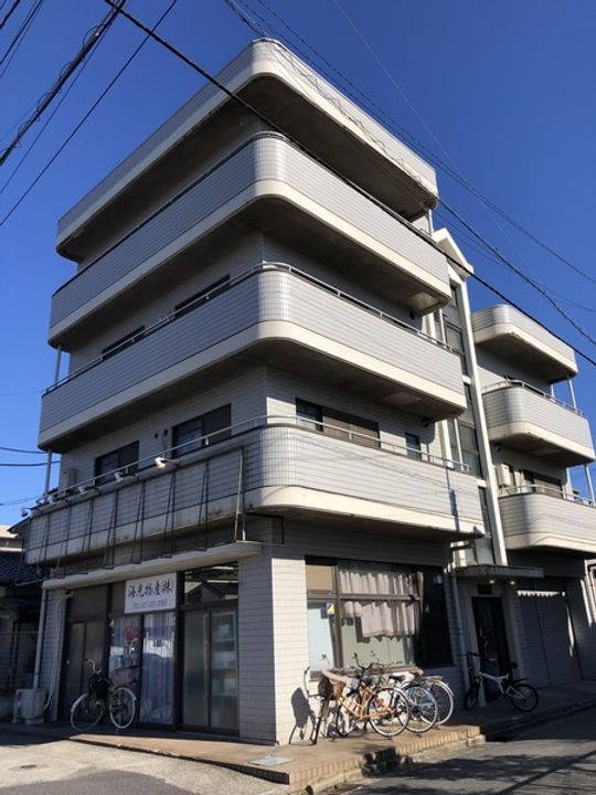 カーサ湊町の外観
