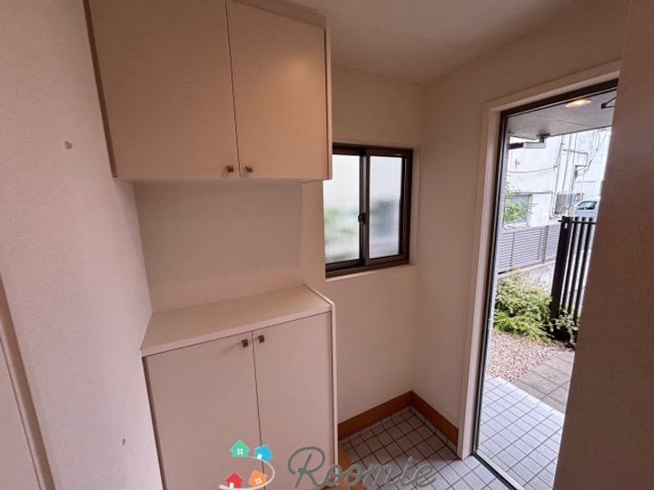 岡山県岡山市中区原尾島3(一戸建)の賃貸物件の玄関
