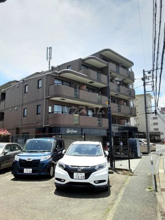 グリフォーネ横浜・妙蓮寺の外観