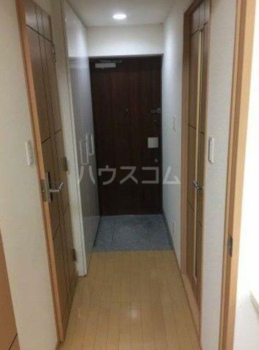 グリフォーネ横浜・妙蓮寺の玄関
