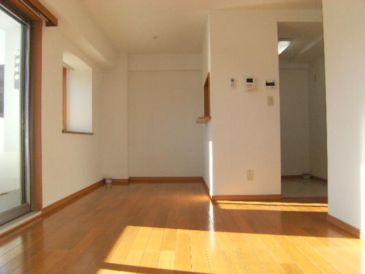 ディユ・ラフィーネの居間