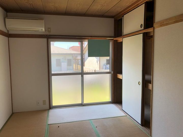 鷺の原ハイツB棟の居間