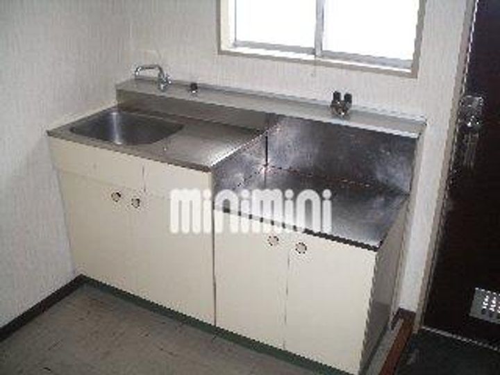 吉戸アパートのキッチン