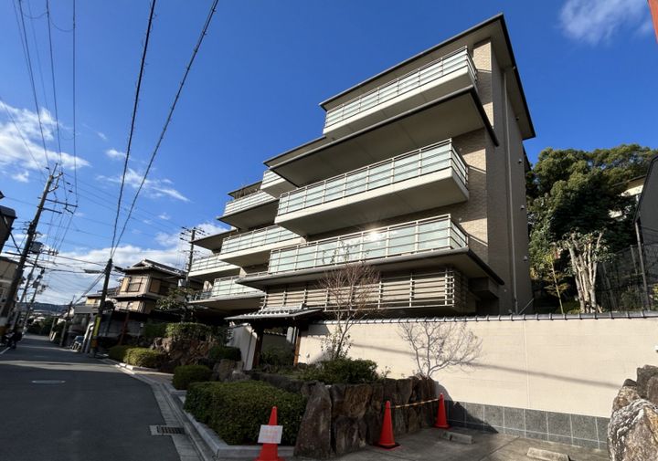 京都府京都市北区紫野北舟岡町(マンション)の賃貸物件の外観