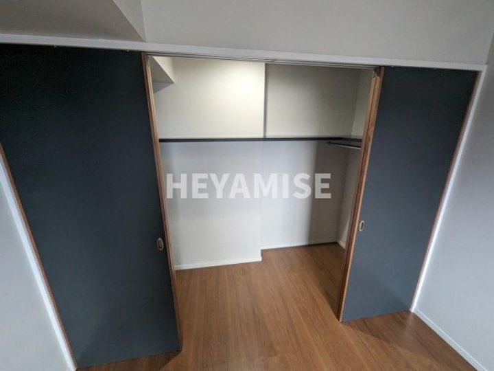 APARTMENTS CODE ISAHAYAの内装
