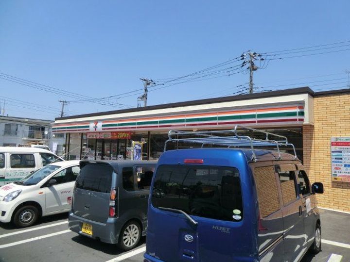 トライアーバンめじろ台の周辺